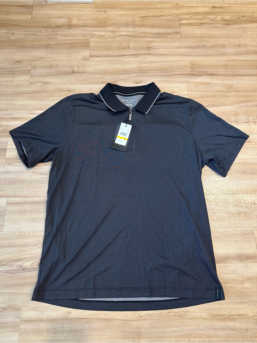 Perry Ellis 1/4 Zip Polo Size Medium